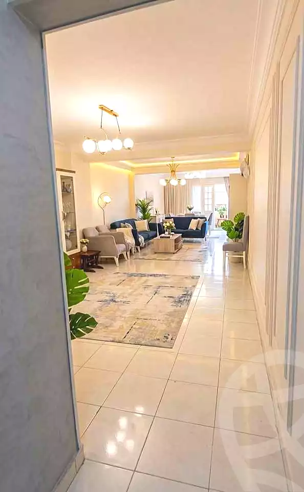https://aqarmap.com.eg/ar/listing/7219744-for-sale-cairo-helwan-ahmed-enci-st