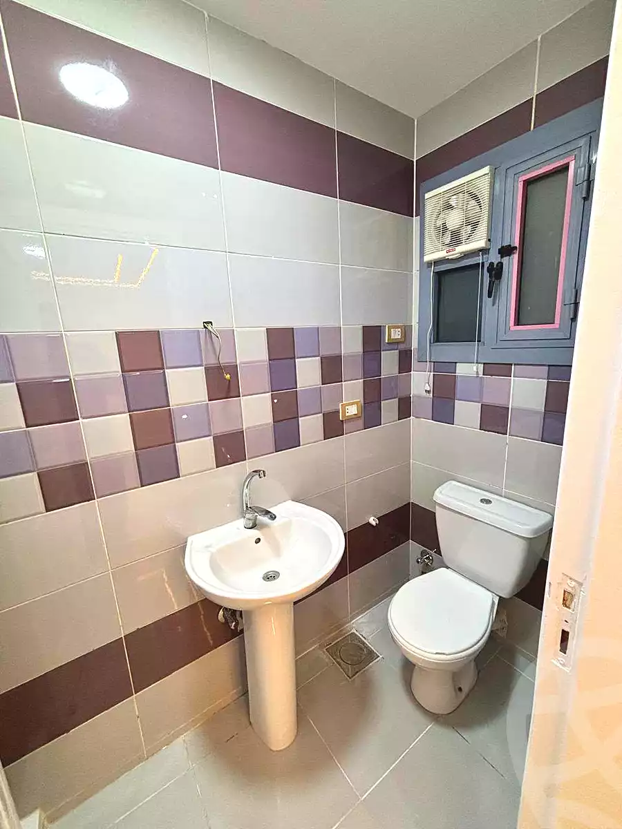 https://aqarmap.com.eg/ar/listing/7219774-for-sale-alexandria-sydy-bshr-sydy-bshr-bhry-shr-mhmwd-l-yswy
