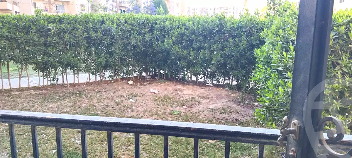 https://aqarmap.com.eg/ar/listing/7219801-for-sale-cairo-el-sheikh-zayed-city-el-hay-el-rabeaa-al-mostakbal-st