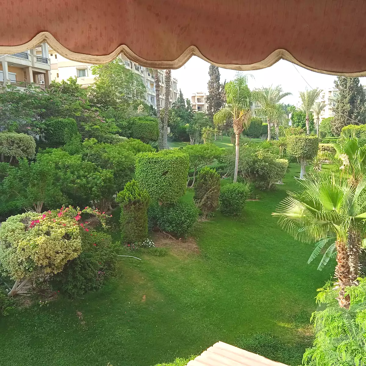 https://aqarmap.com.eg/ar/listing/7219833-for-sale-cairo-el-sheikh-zayed-city-mntq-fr-y-bmdyn-lshykh-zyd