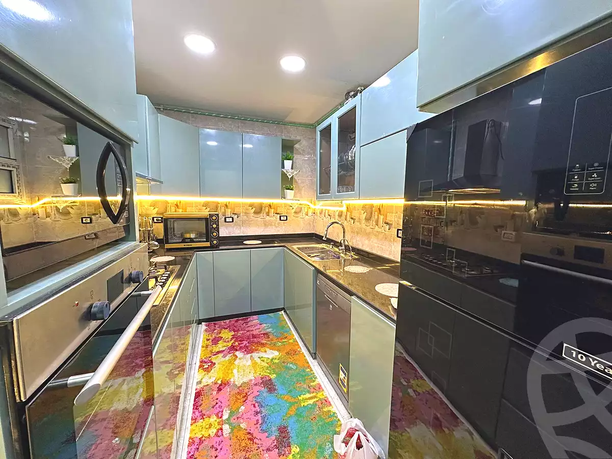 https://aqarmap.com.eg/en/listing/7220054-for-rent-cairo-6th-of-october-compounds-october-plaza