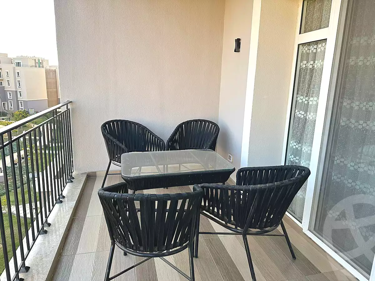 https://aqarmap.com.eg/en/listing/7220054-for-rent-cairo-6th-of-october-compounds-october-plaza