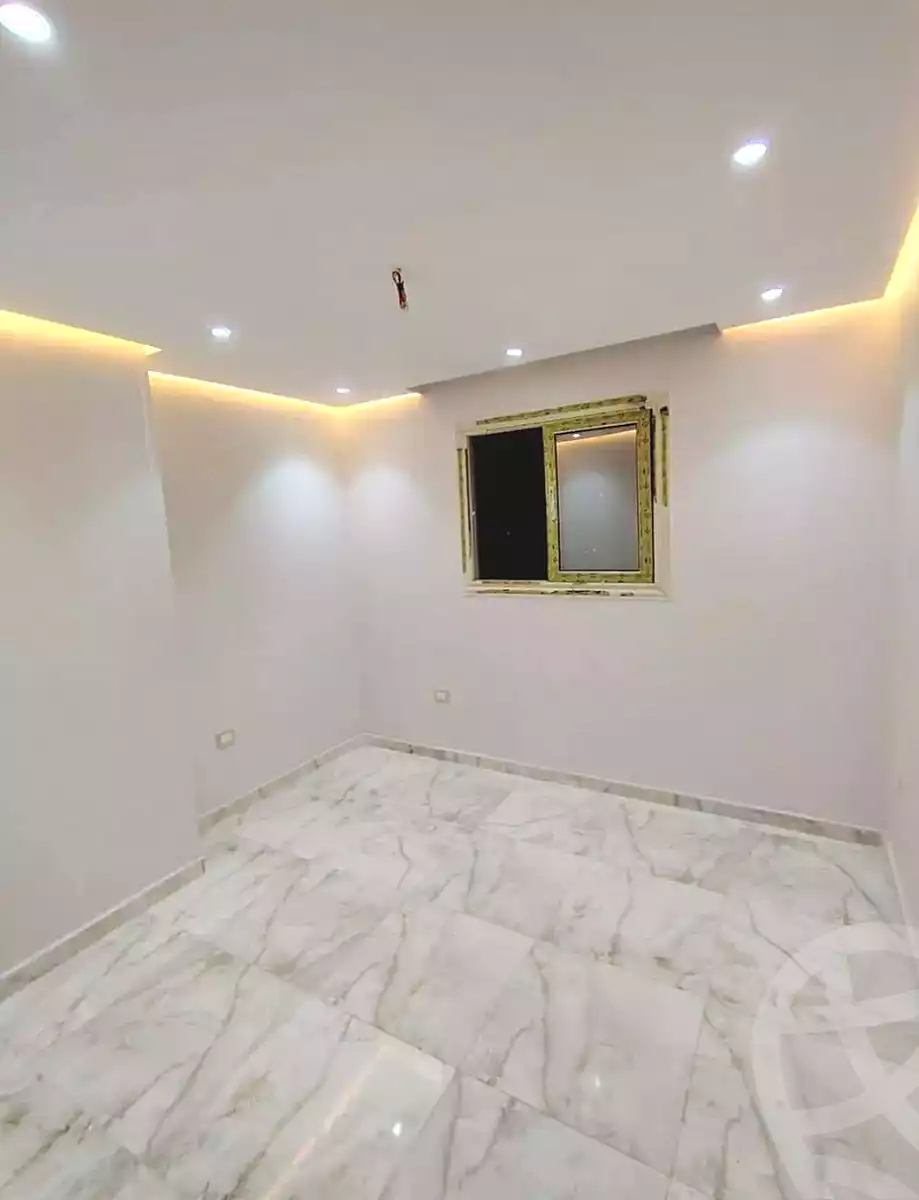 https://aqarmap.com.eg/ar/listing/7220287-for-rent-alexandria-moharram-bey