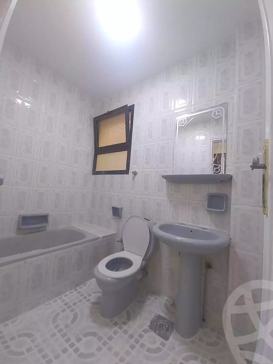 https://aqarmap.com.eg/ar/listing/7220451-for-sale-alexandria-al-agamy