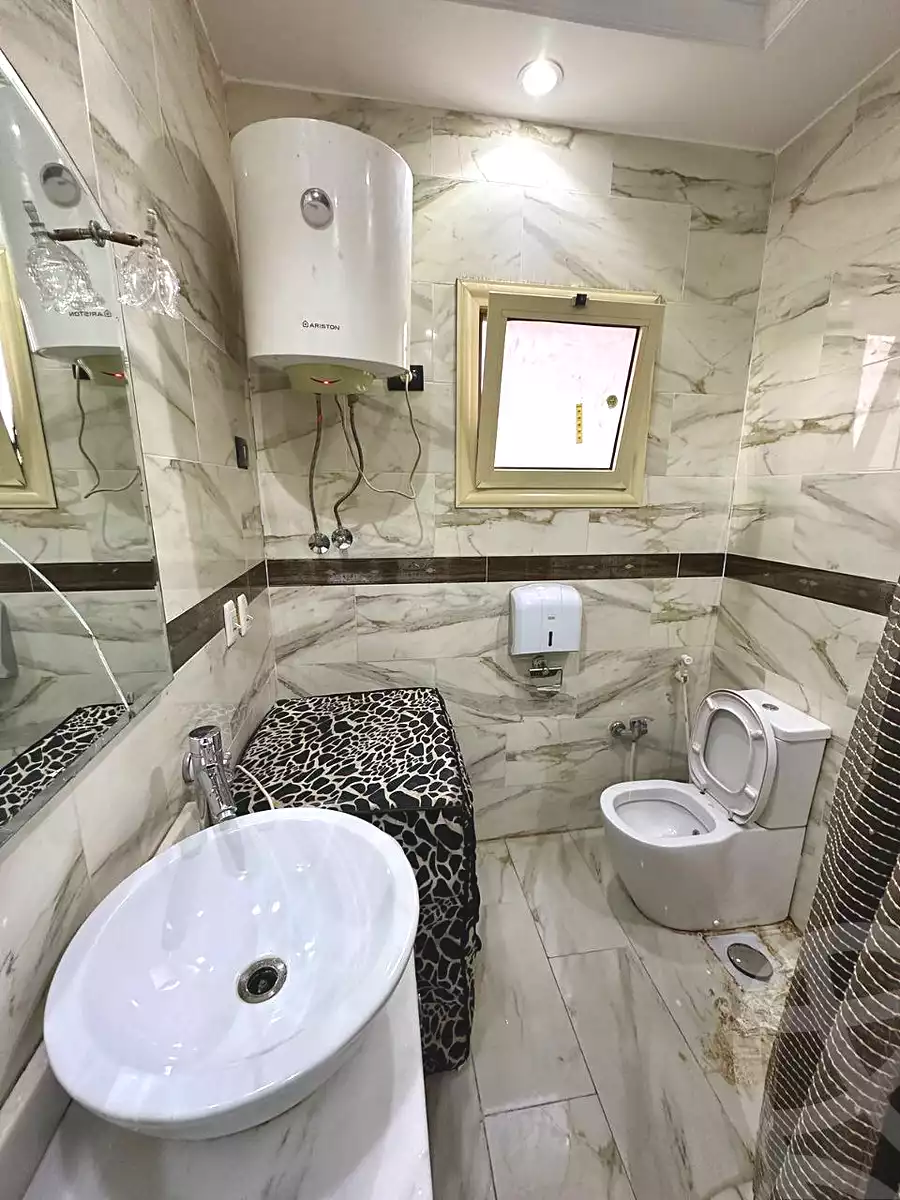 https://aqarmap.com.eg/ar/listing/7220476-for-sale-cairo-new-cairo-compounds-el-ashrafia