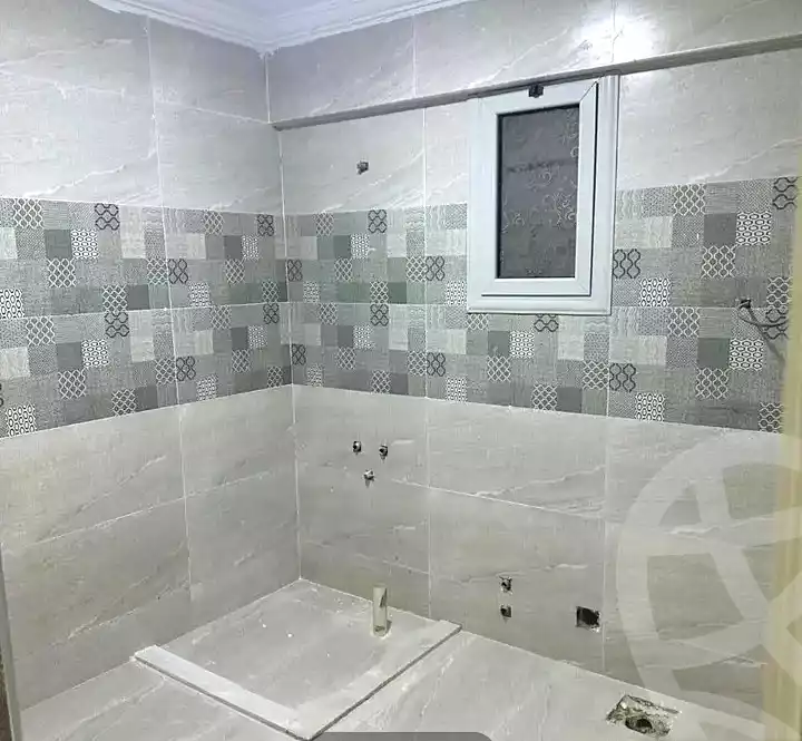 https://aqarmap.com.eg/en/listing/7220528-for-sale-alexandria-al-agamy-el-hanouvel-radwan-st
