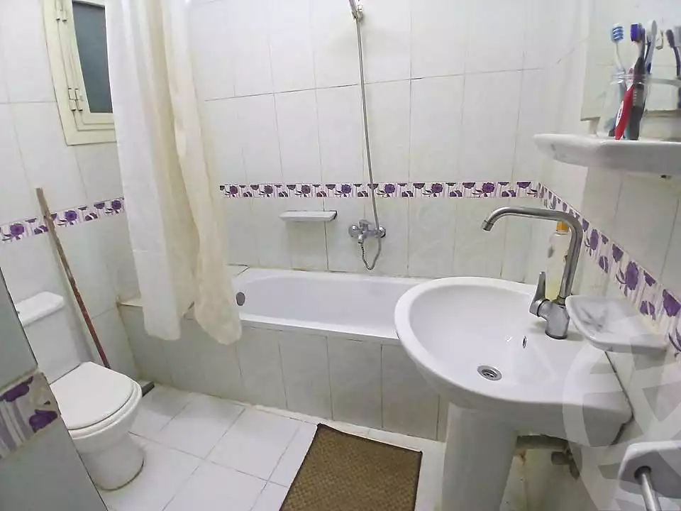 https://aqarmap.com.eg/en/listing/7220556-for-rent-alexandria-cleopatra