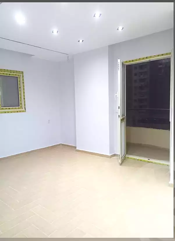https://aqarmap.com.eg/ar/listing/7220552-for-sale-alexandria-sydy-bshr-sydy-bshr-bhry-shr-mhmd-njyb