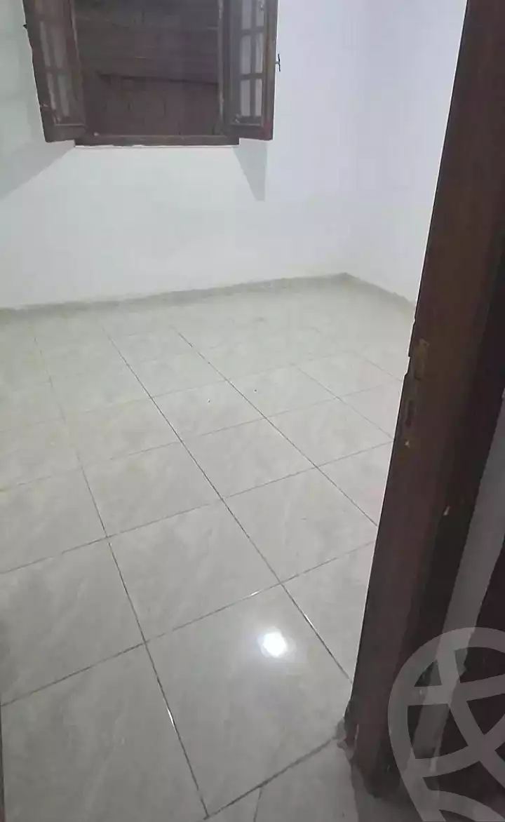 https://aqarmap.com.eg/ar/listing/7220593-for-rent-alexandria-al-agamy-lbytsh