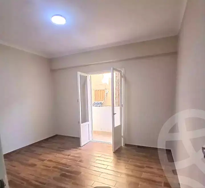 https://aqarmap.com.eg/ar/listing/7220660-for-sale-alexandria-el-asafra-ahmed-tiesser-st
