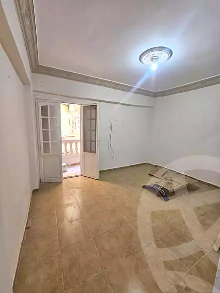 https://aqarmap.com.eg/ar/listing/7220748-for-sale-alexandria-al-agamy-el-hanouvel-radwan-st