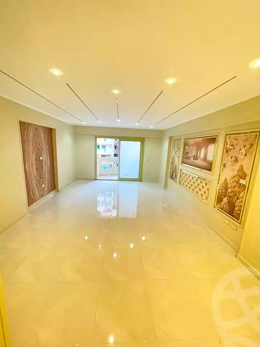 https://aqarmap.com.eg/ar/listing/7220870-for-sale-alexandria-sydy-bshr-sydy-bshr-bhry-gamal-abd-el-nasir-st