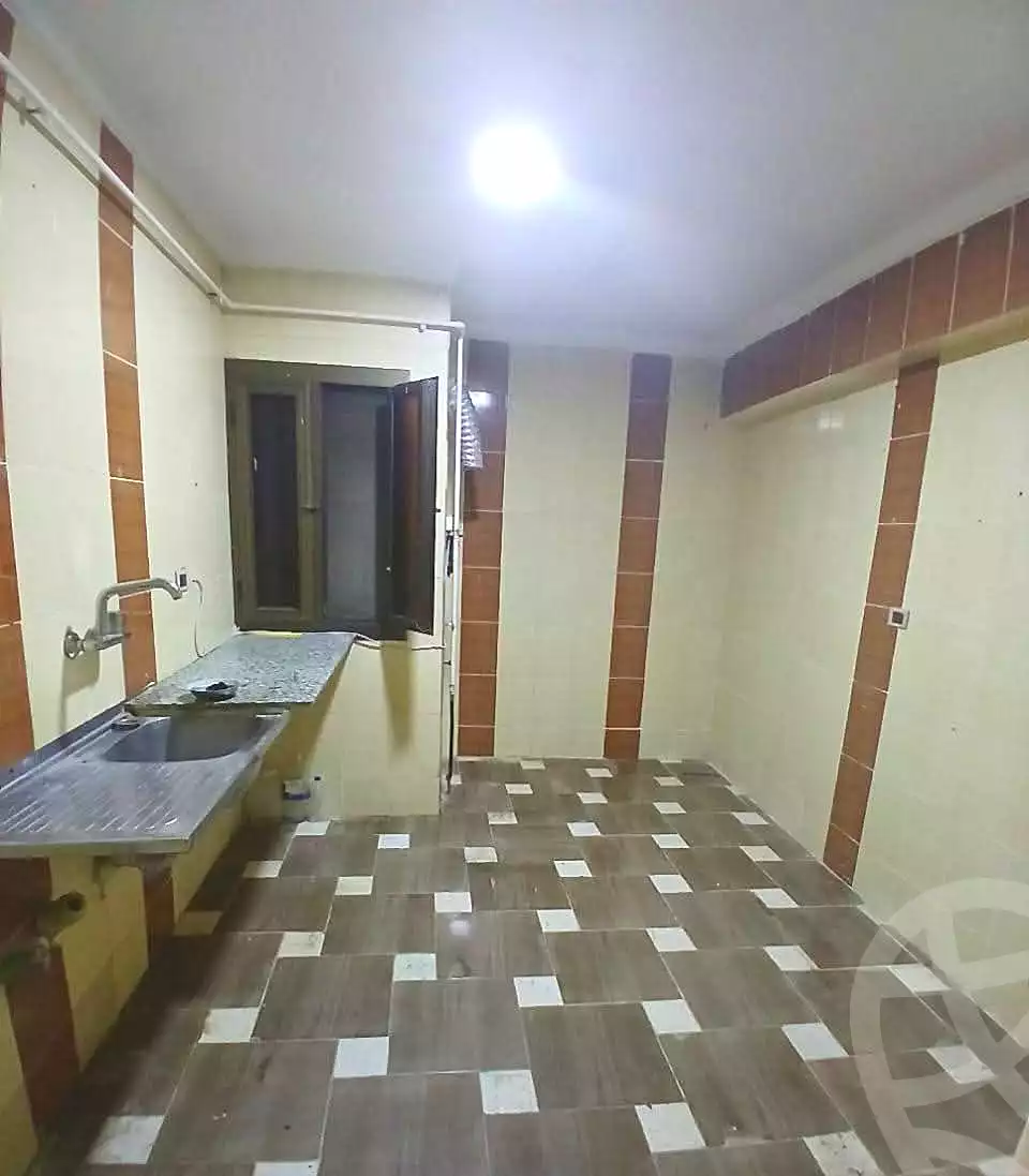 https://aqarmap.com.eg/en/listing/7221086-for-sale-alexandria-el-mandara-alex-el-mandara-bahri-sidi-kamal-st
