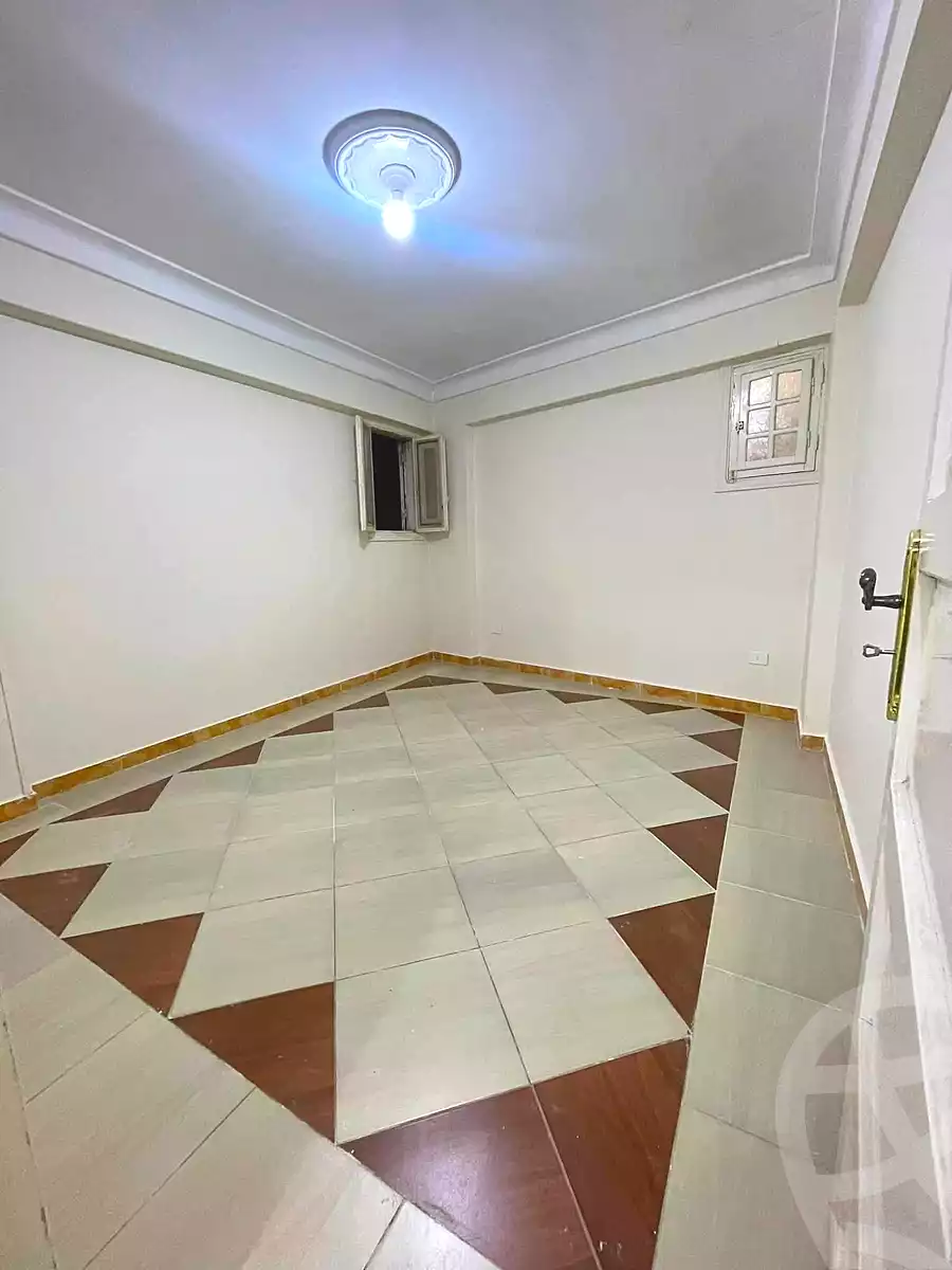 https://aqarmap.com.eg/en/listing/7221091-for-sale-alexandria-lsywf-shamaa