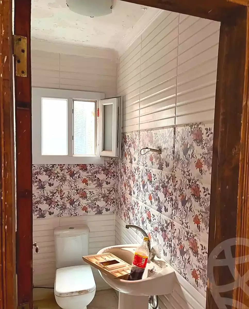 https://aqarmap.com.eg/ar/listing/7221248-for-rent-alexandria-al-agamy-lbytsh-bianchiii-el-arbaeen-st