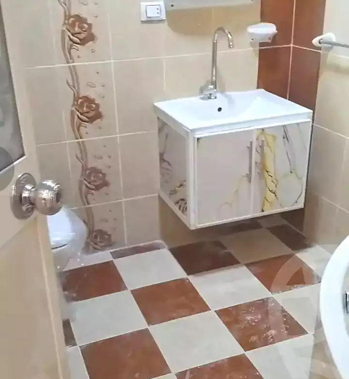 https://aqarmap.com.eg/en/listing/7221474-for-sale-alexandria-al-agamy-el-hanouvel-kasr-al-quiri-st-1