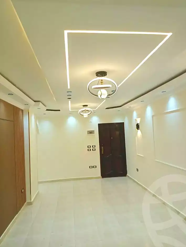 https://aqarmap.com.eg/en/listing/7221507-for-sale-alexandria-al-agamy-el-hanouvel