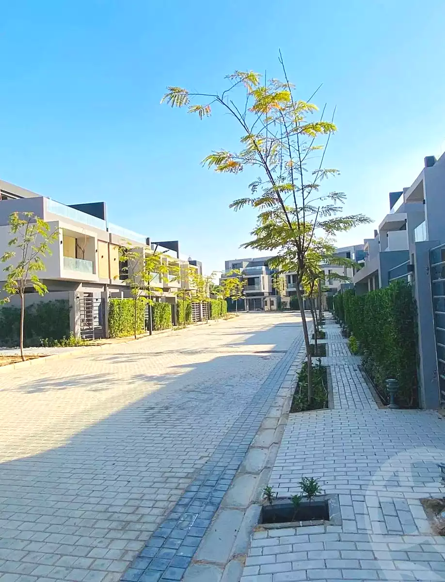 https://aqarmap.com.eg/en/listing/7221595-for-sale-cairo-new-cairo-compounds-el-patio-town-compound-la-vista