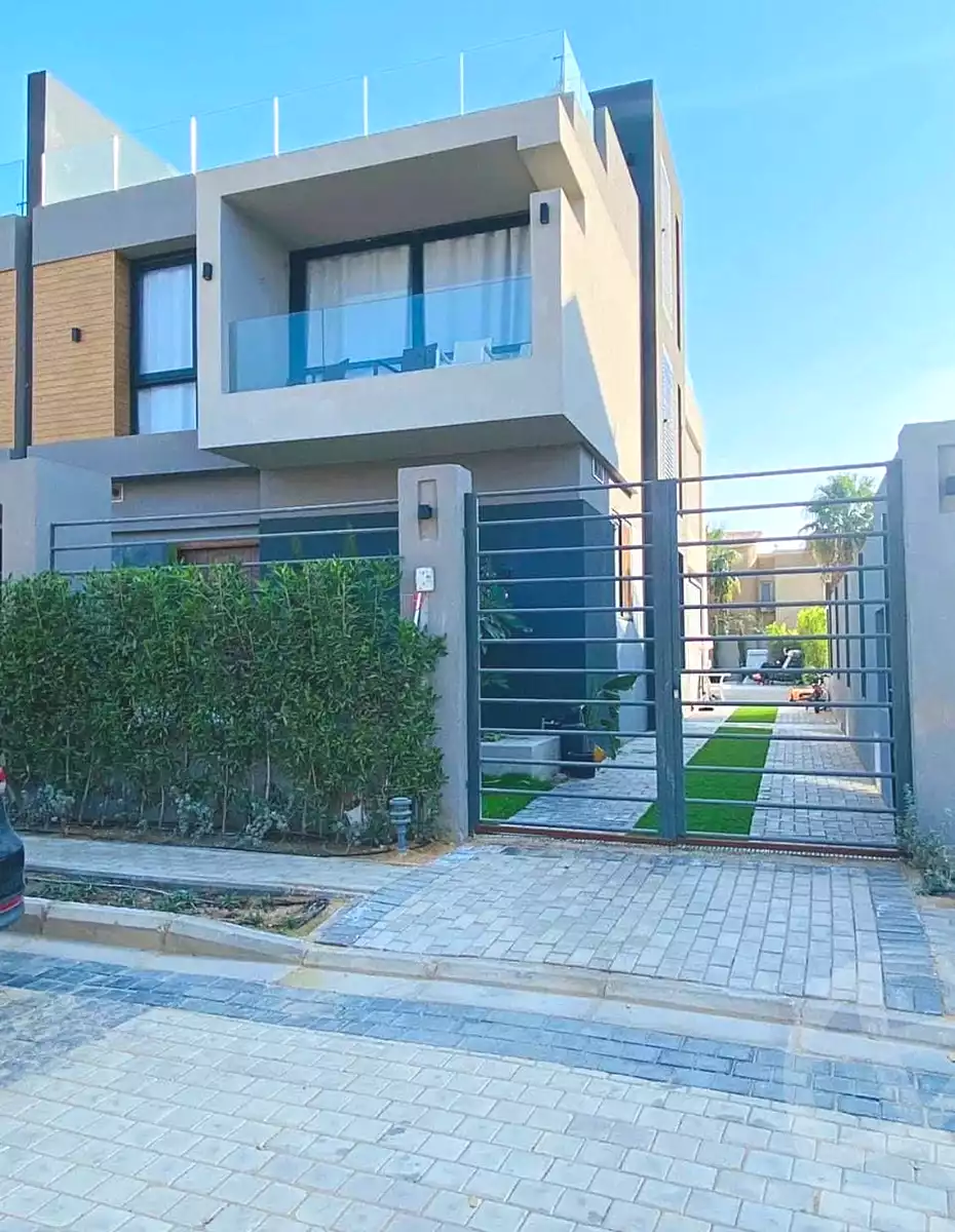 https://aqarmap.com.eg/en/listing/7221595-for-sale-cairo-new-cairo-compounds-el-patio-town-compound-la-vista