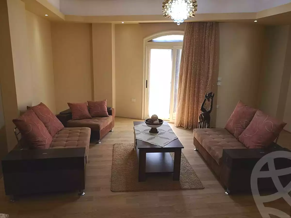 https://aqarmap.com.eg/ar/listing/7221607-for-sale-cairo-new-cairo-compounds-kmbwnd-lnkhyl
