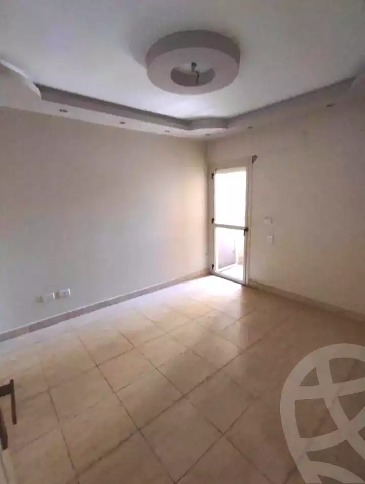 https://aqarmap.com.eg/ar/listing/7221617-for-rent-alexandria-moharram-bey