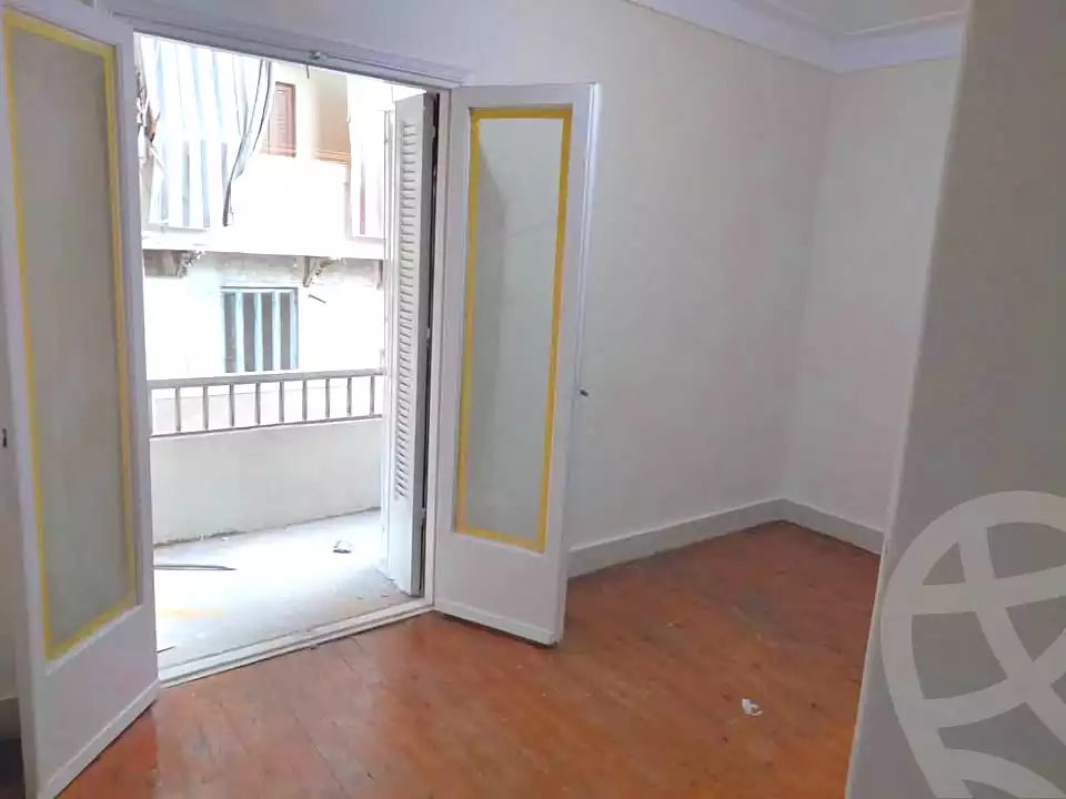 https://aqarmap.com.eg/en/listing/7221670-for-rent-alexandria-bolekly