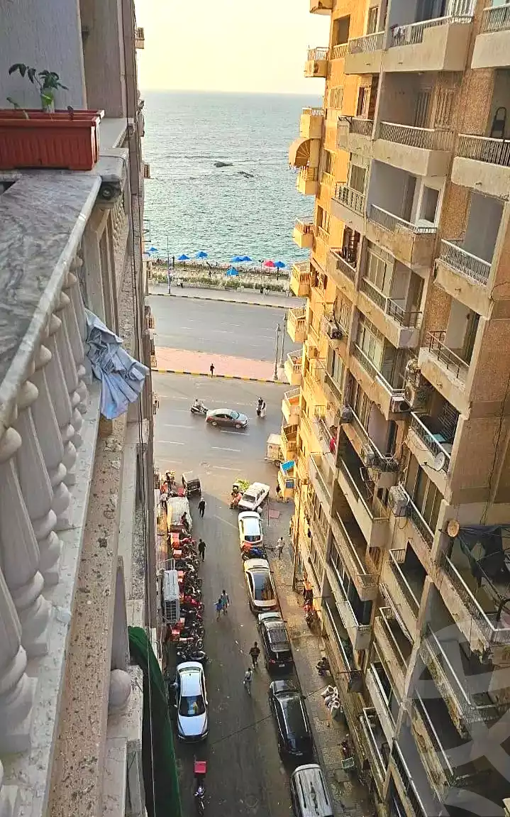 https://aqarmap.com.eg/ar/listing/7221768-for-sale-alexandria-el-asafra-l-sfr-bhry