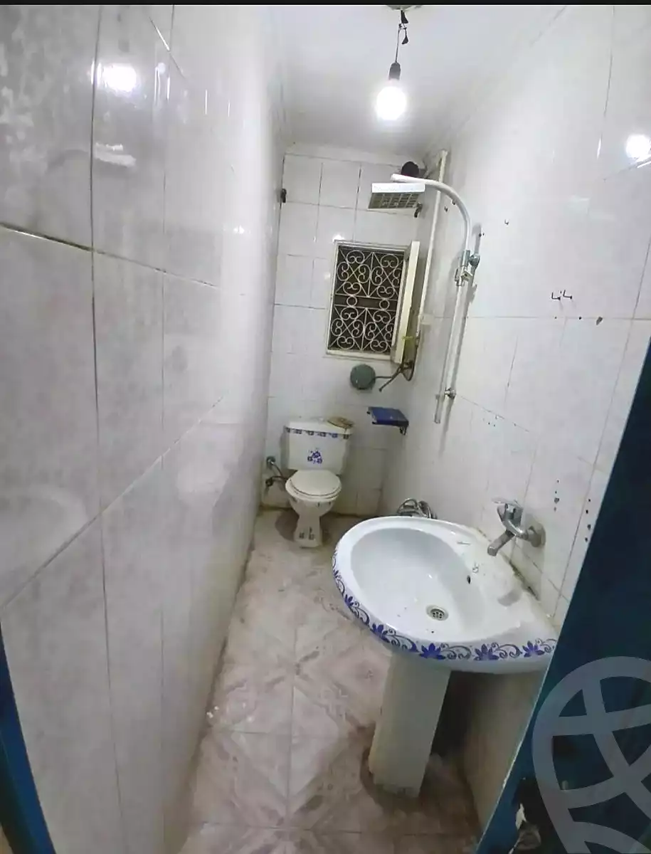 https://aqarmap.com.eg/en/listing/7221861-for-rent-alexandria-miami-el-arman-st