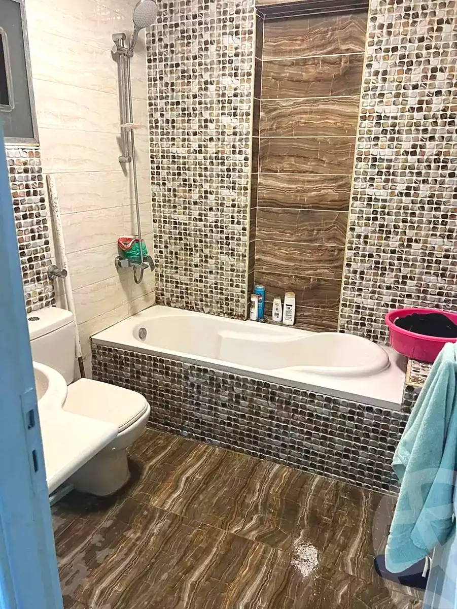 https://aqarmap.com.eg/en/listing/7221880-for-sale-alexandria-al-agamy-lbytsh-mohamed-el-fardi-st