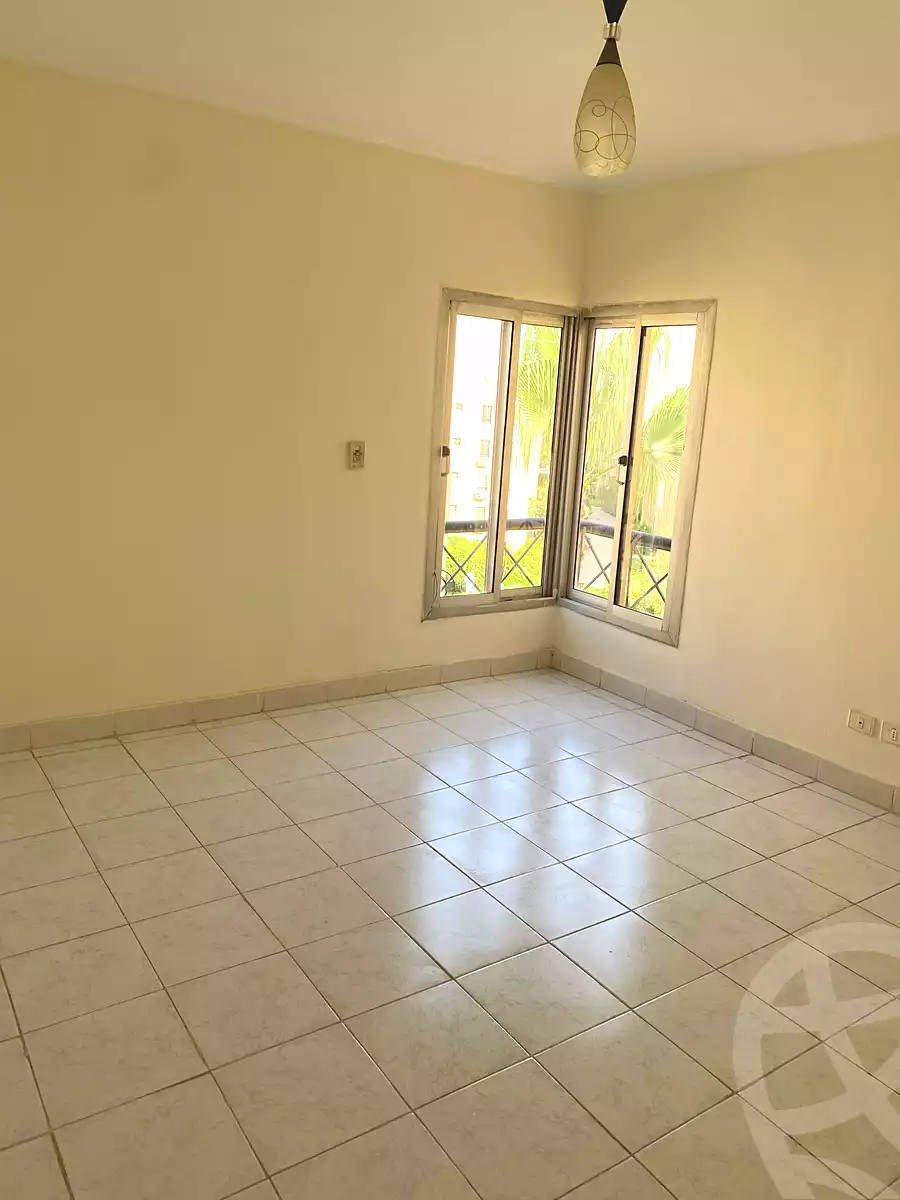 https://aqarmap.com.eg/ar/listing/7221759-for-rent-cairo-new-cairo-lrhb-city-phase-3-youssef-wahbi-st