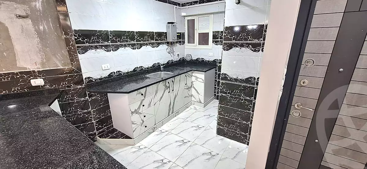 https://aqarmap.com.eg/ar/listing/7222203-for-sale-qalyubia-shubra-el-khaima-shubra-el-khaima-city-ahmed-oraby-st