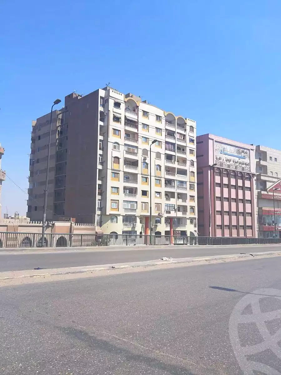 https://aqarmap.com.eg/ar/listing/7222203-for-sale-qalyubia-shubra-el-khaima-shubra-el-khaima-city-ahmed-oraby-st