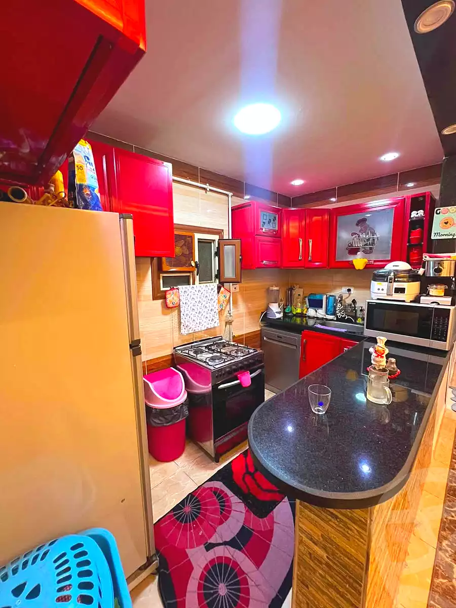 https://aqarmap.com.eg/ar/listing/7222260-for-sale-alexandria-sydy-bshr-sydy-bshr-bhry-ali-hipa-st