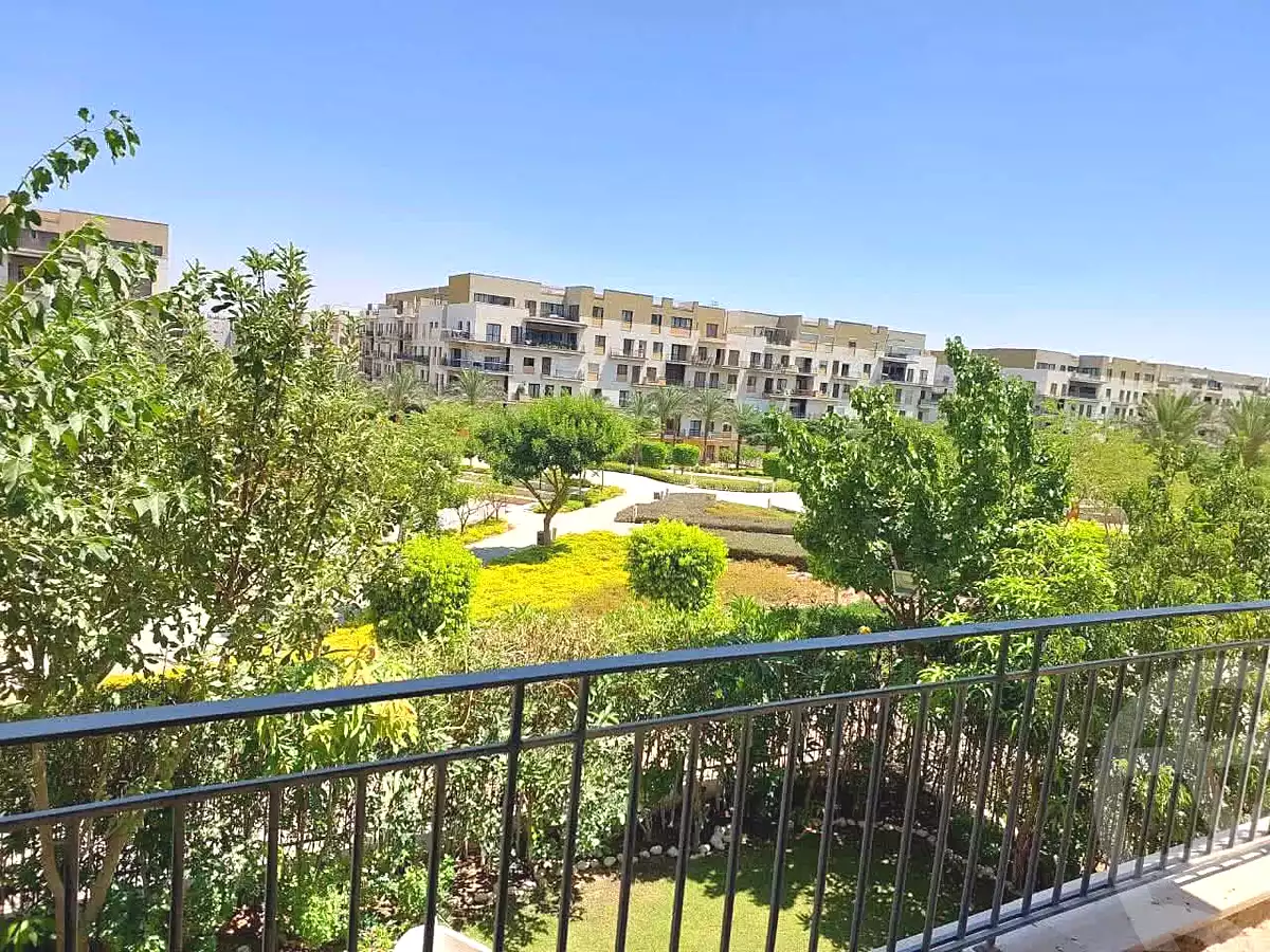 شقة بـ٣ غرف نوم في ايست تاون، صورة ٥ من ١١
