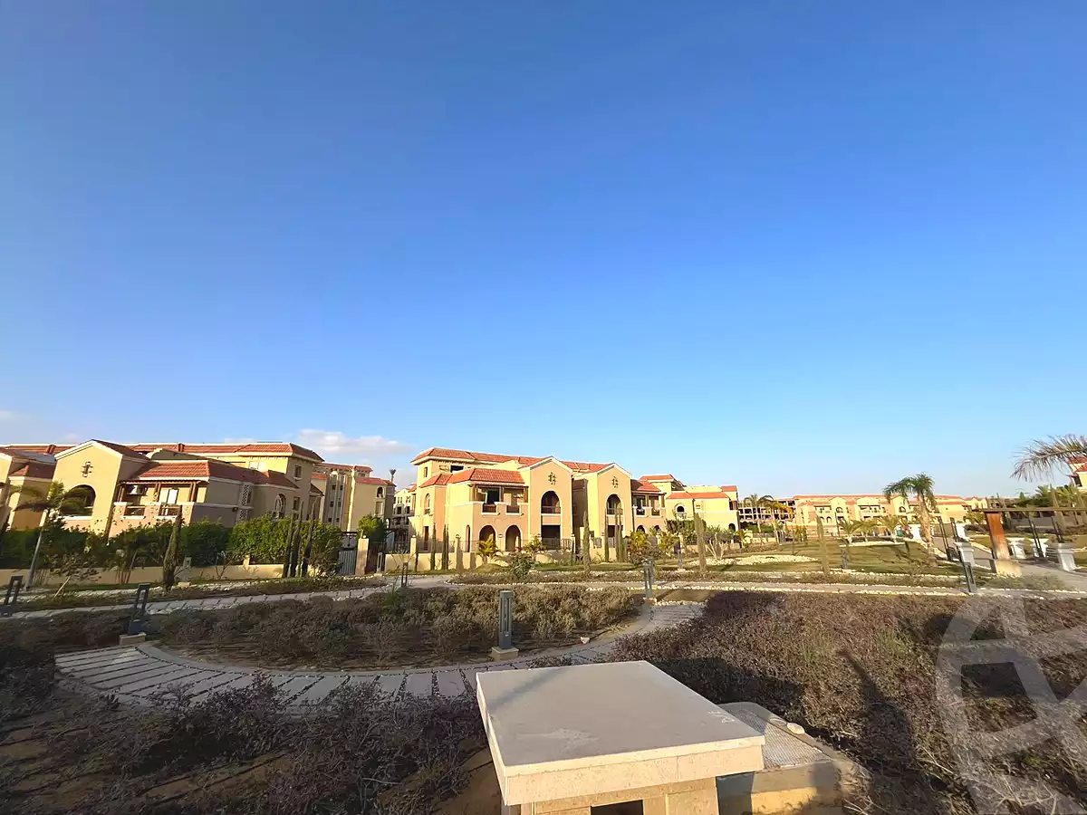 https://aqarmap.com.eg/ar/listing/7222461-for-sale-cairo-el-shorouk-compounds-yfy-ryzydns