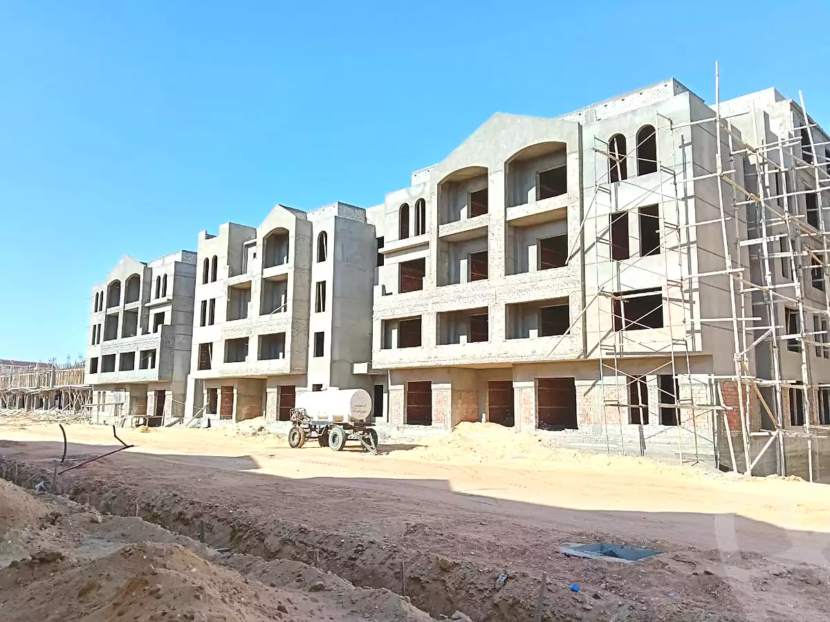 https://aqarmap.com.eg/ar/listing/7222651-for-sale-cairo-el-shorouk-compounds-yfy-ryzydns