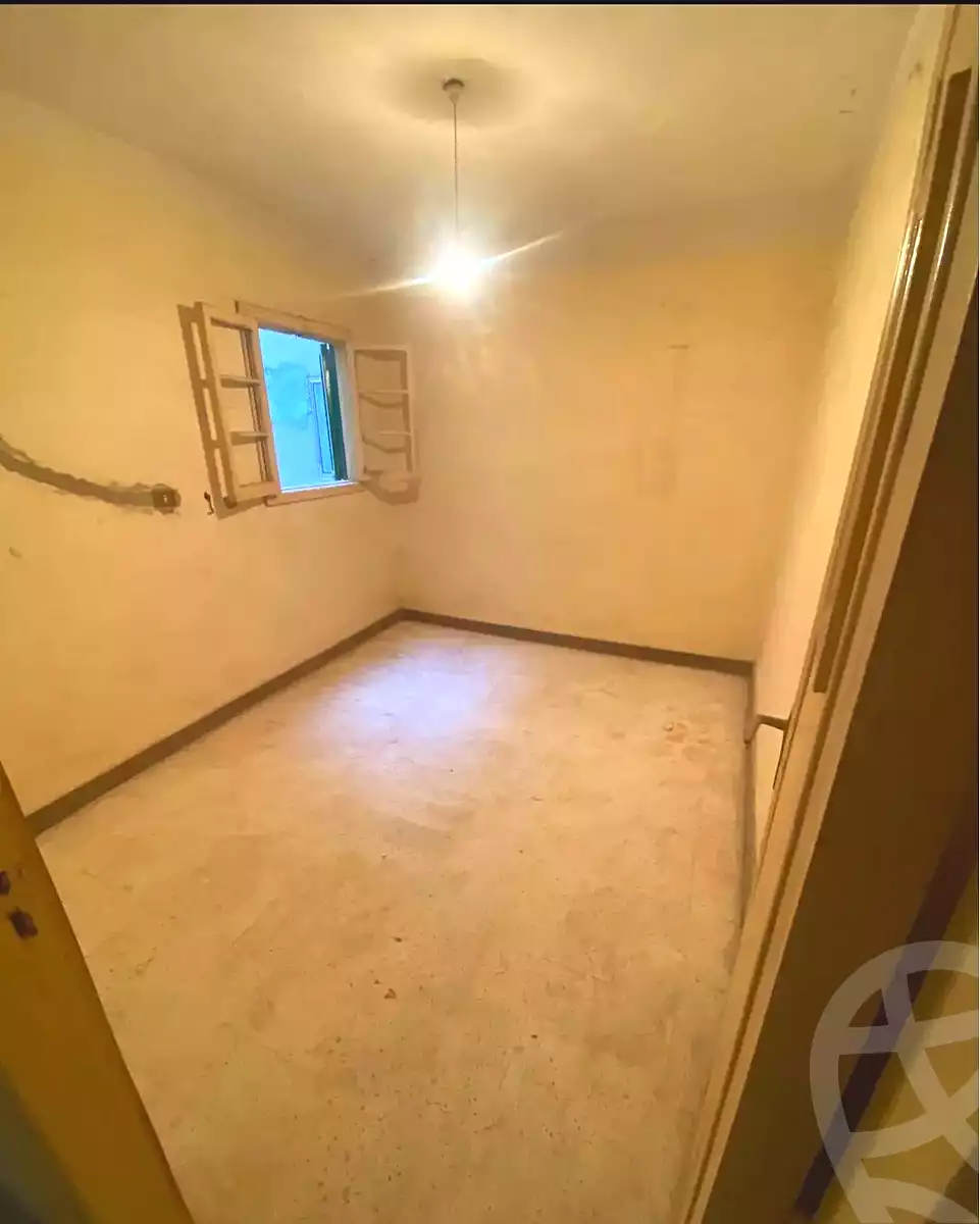 https://aqarmap.com.eg/ar/listing/7222723-for-sale-alexandria-ganaklis