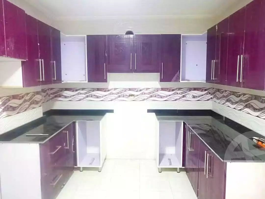 https://aqarmap.com.eg/ar/listing/7222798-for-sale-cairo-helwan-kwrnysh-hlwn