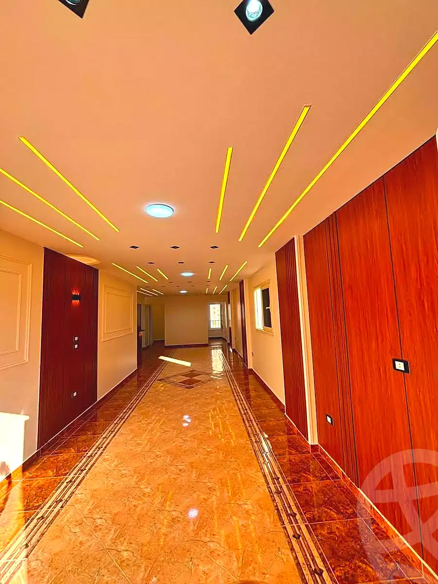 https://aqarmap.com.eg/ar/listing/7222835-for-sale-alexandria-sydy-bshr-sydy-bshr-bhry-shr-mhmwd-l-yswy