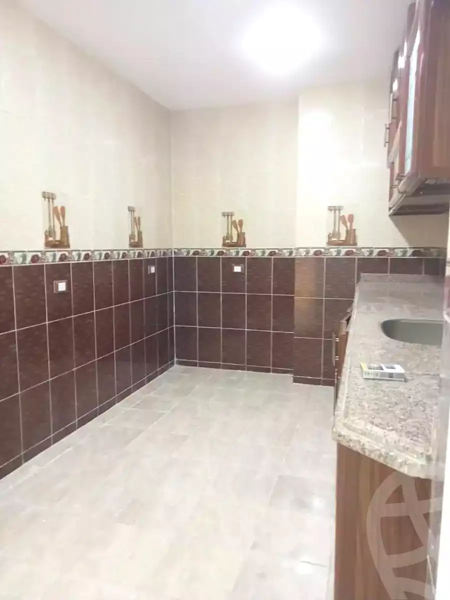https://aqarmap.com.eg/ar/listing/7222839-for-sale-alexandria-sydy-bshr-sydy-bshr-bhry-gamal-abd-el-nasir-st