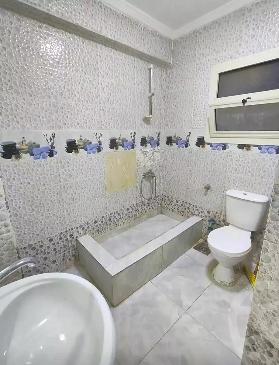 https://aqarmap.com.eg/ar/listing/7222864-for-sale-alexandria-el-asafra-l-sfr-bhry