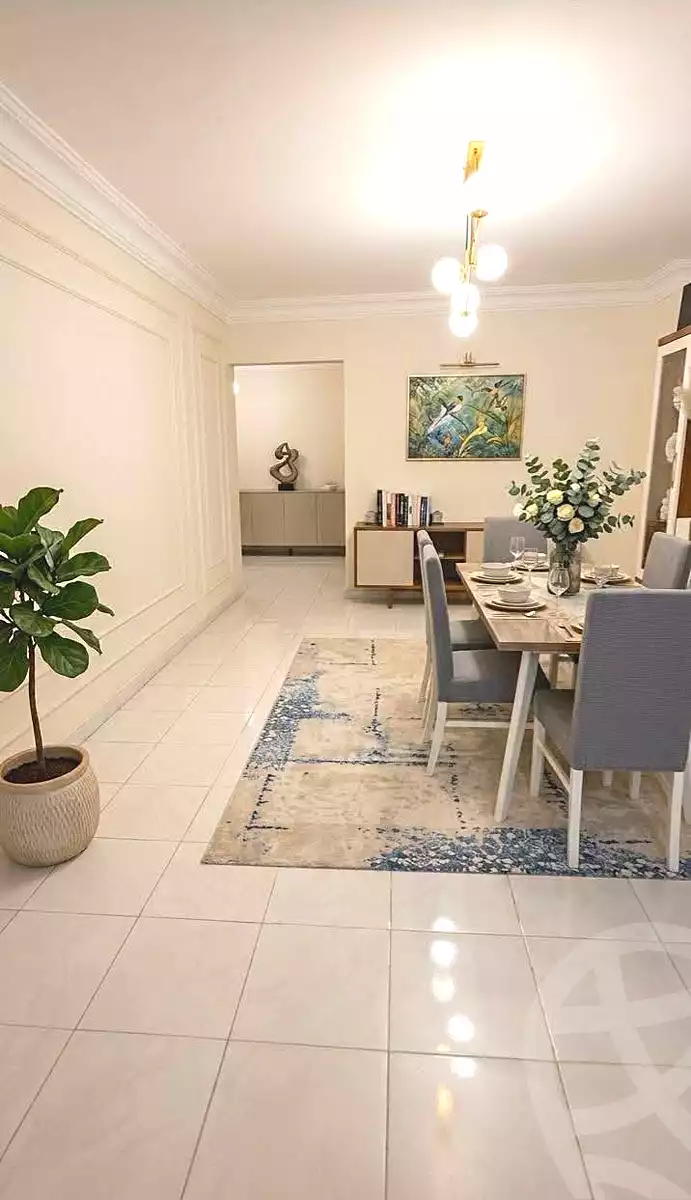 https://aqarmap.com.eg/ar/listing/7222922-for-sale-cairo-helwan-ahmed-enci-st