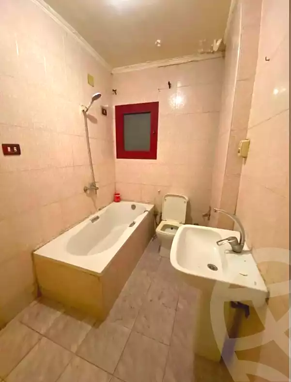 https://aqarmap.com.eg/en/listing/7223006-for-rent-cairo-el-haram-shareaa-el-haram