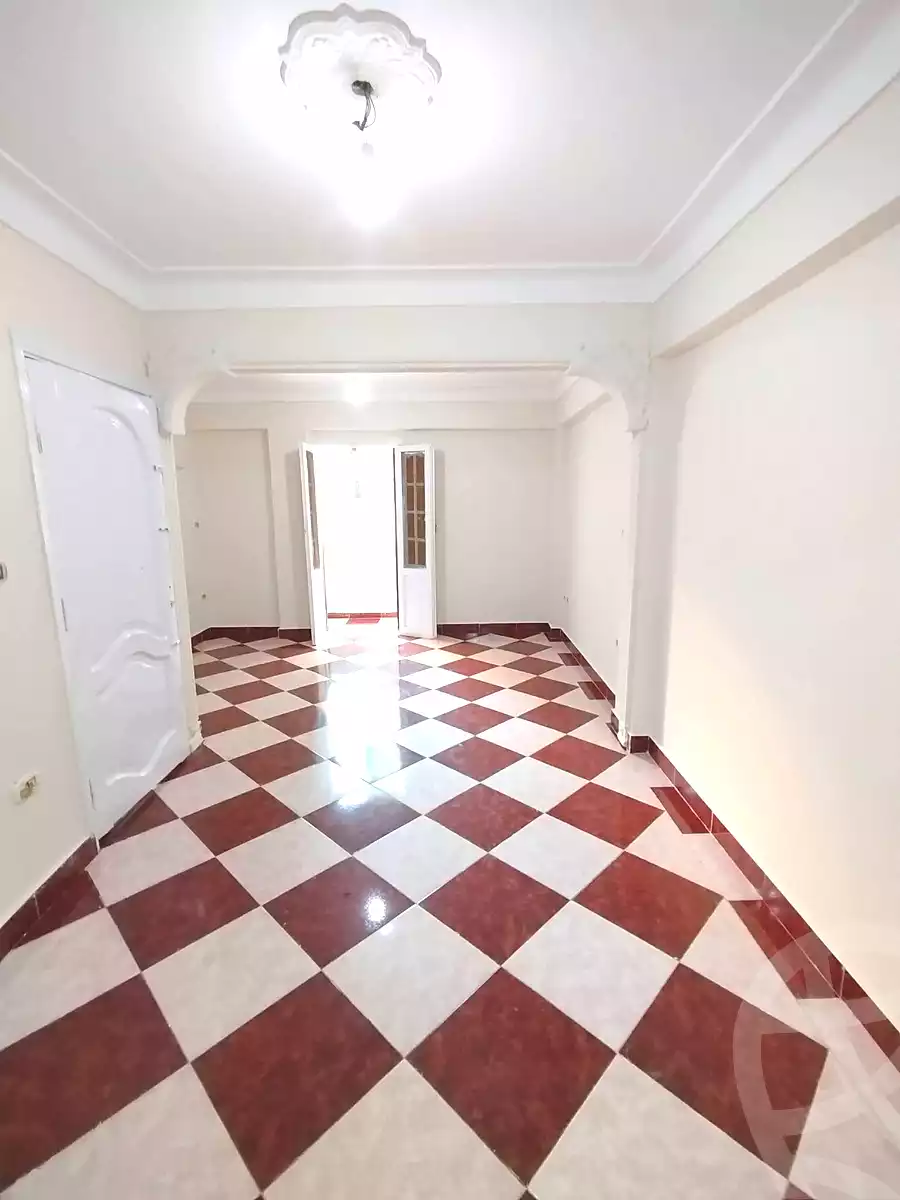 https://aqarmap.com.eg/en/listing/7223083-for-sale-alexandria-lsywf-el-falki