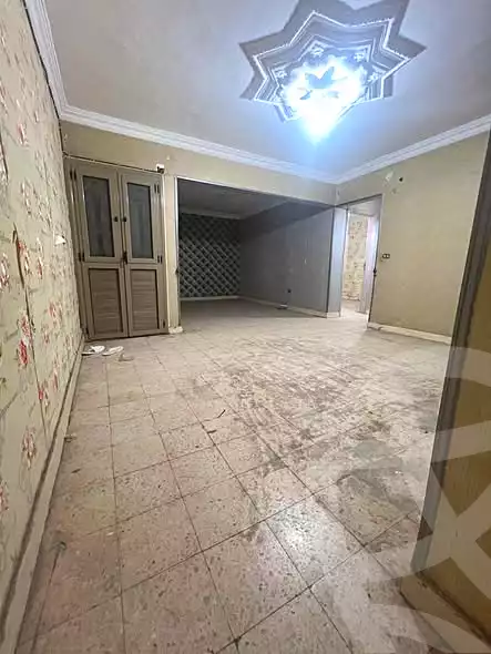https://aqarmap.com.eg/ar/listing/7223198-for-sale-cairo-helwan-mahmoud-khater-st