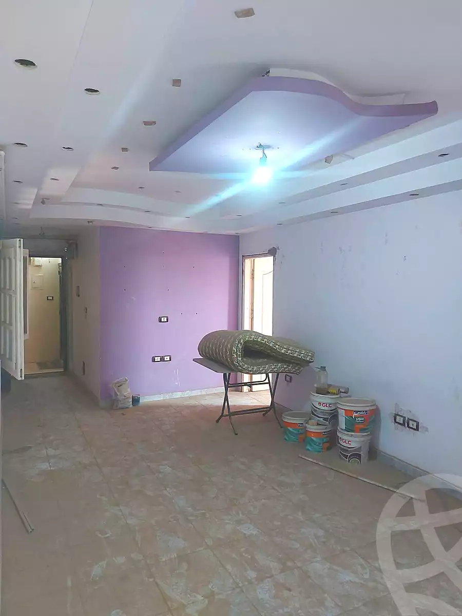 https://aqarmap.com.eg/ar/listing/7223231-for-sale-cairo-helwan-el-shareaa-el-sharby-st