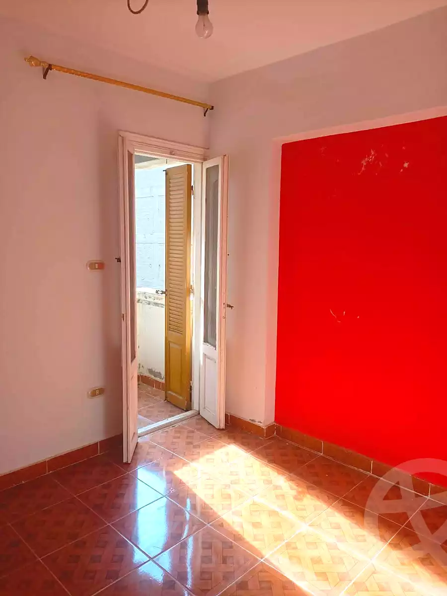 https://aqarmap.com.eg/ar/listing/7223459-for-sale-alexandria-al-agamy-el-hanouvel-al-haded-we-al-soulb-st
