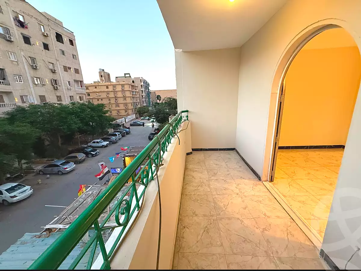 https://aqarmap.com.eg/en/listing/7223675-for-sale-cairo-mokattam-lhdb-l-ly-shareaa-9