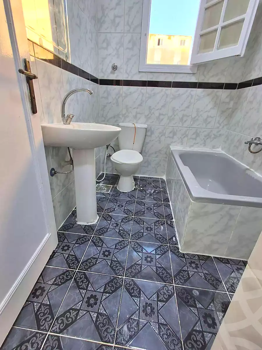 https://aqarmap.com.eg/ar/listing/7223821-for-sale-alexandria-al-agamy-shataa-el-nakheel