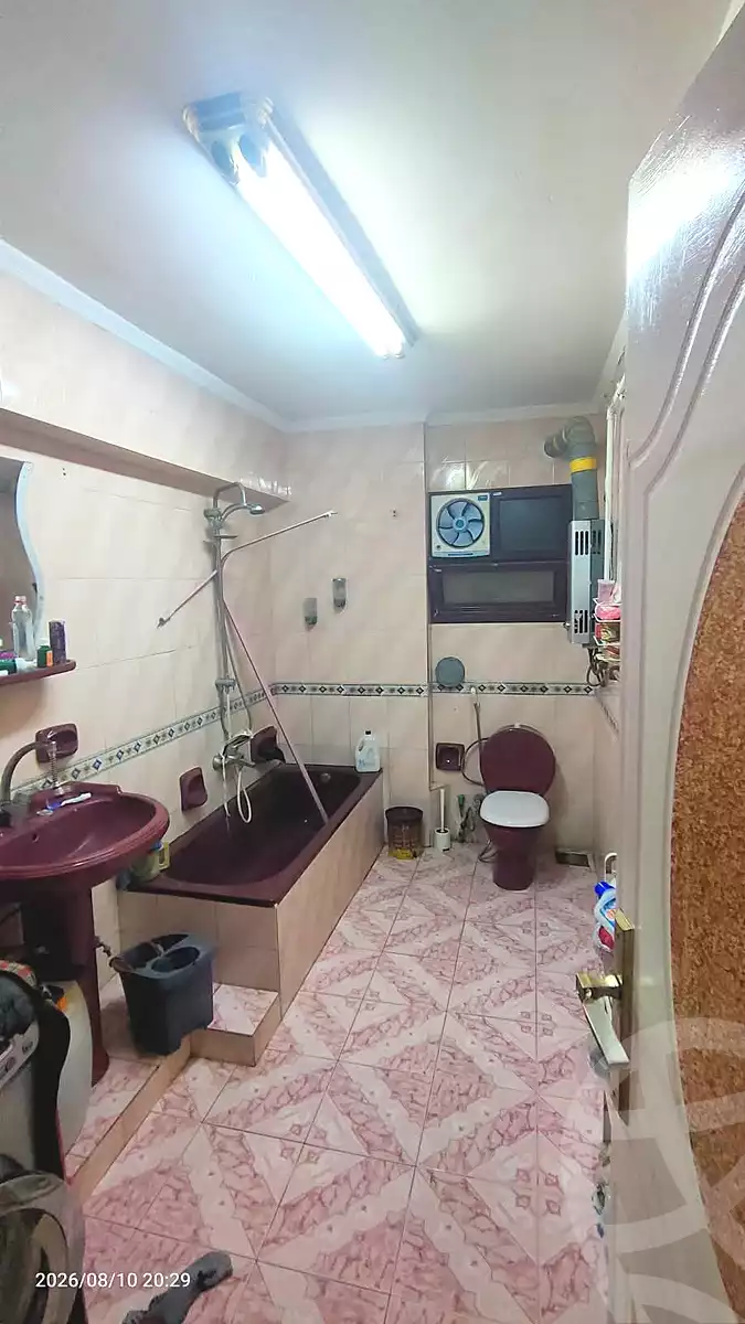 https://aqarmap.com.eg/ar/listing/7223912-for-sale-cairo-ain-shams-ahmed-esmat-st